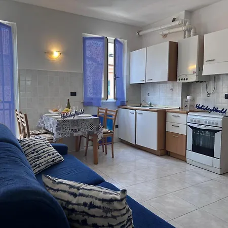 Amare Blu By World Casarza Ligure