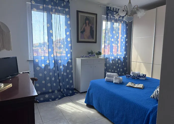 Amare Blu By World * Casarza Ligure